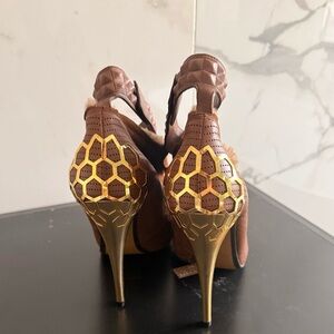 Fendi Brown and Gold Heels